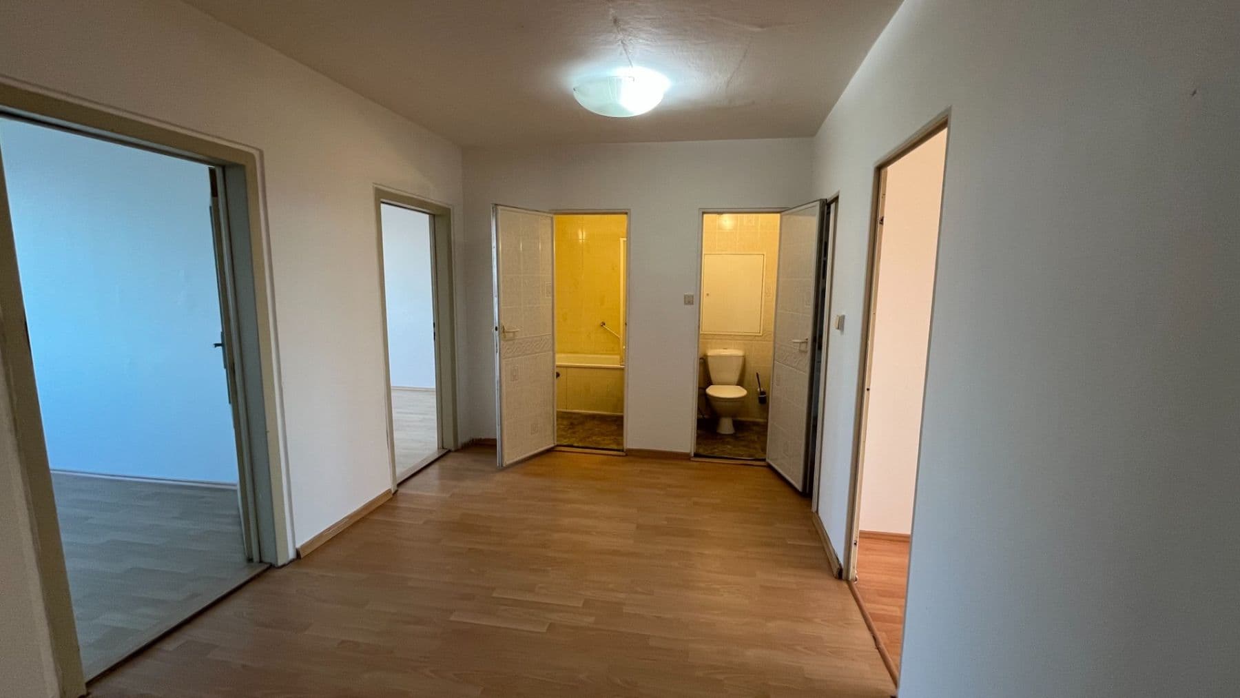 Prodej bytu 3+1 87 m², Brdičkova, Praha, Praha Prodej bytu 3+1 87 m², Brdičkova, Praha, Praha