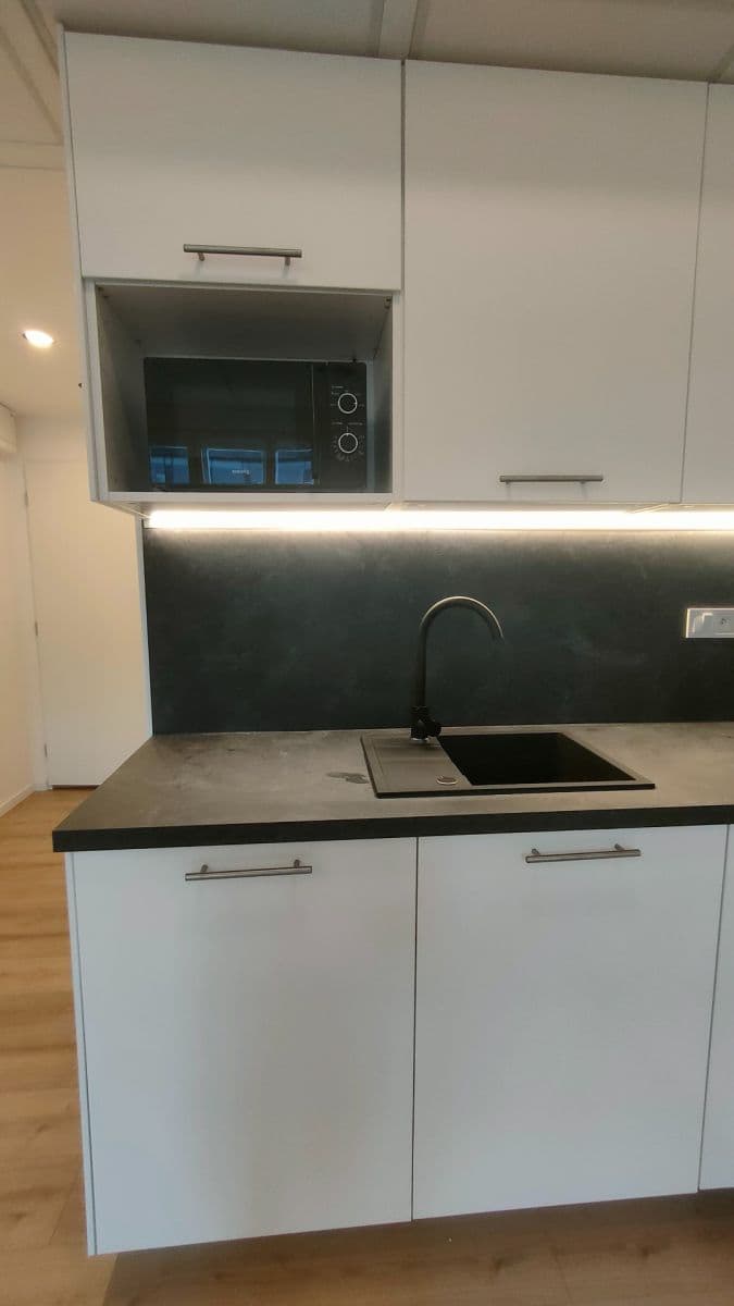 Pronájem bytu 1+kk 32 m², Evropská, Praha, Praha Pronájem bytu 1+kk 32 m², Evropská, Praha, Praha