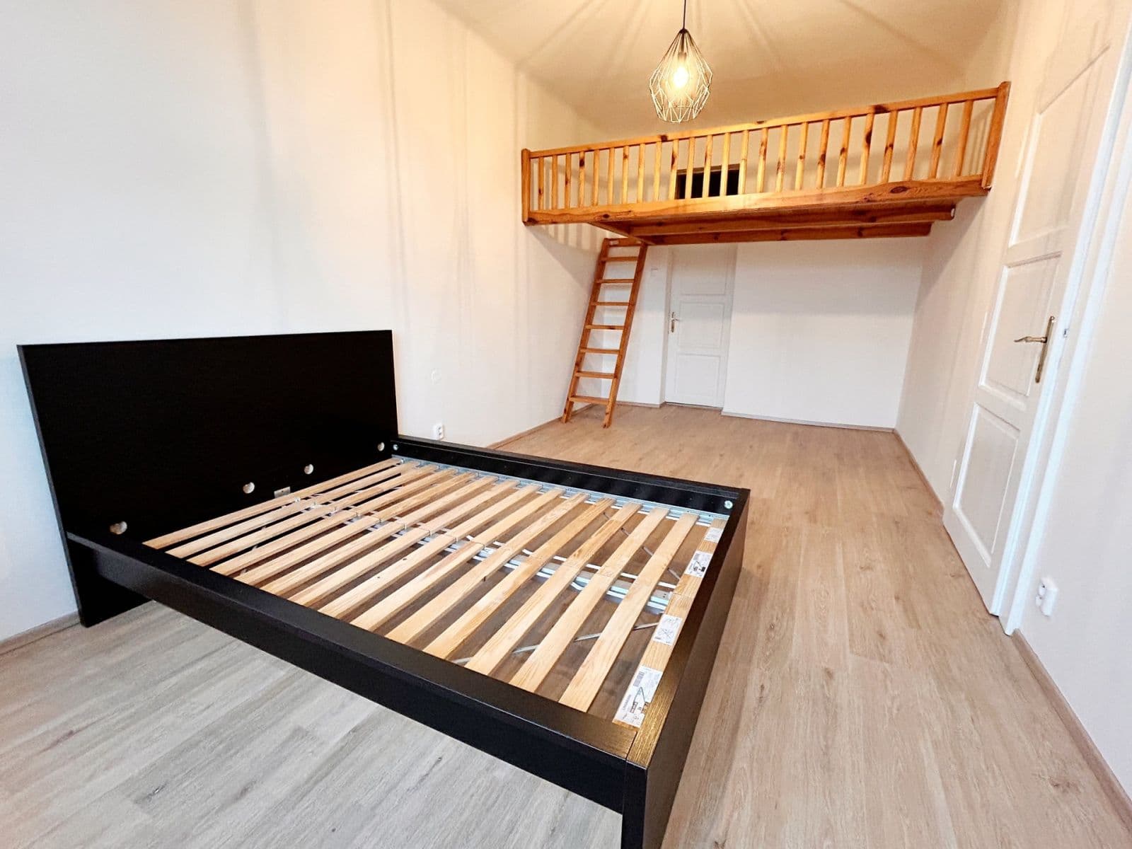 Pronájem bytu 2+1 65 m², Jičínská, Praha, Praha Pronájem bytu 2+1 65 m², Jičínská, Praha, Praha