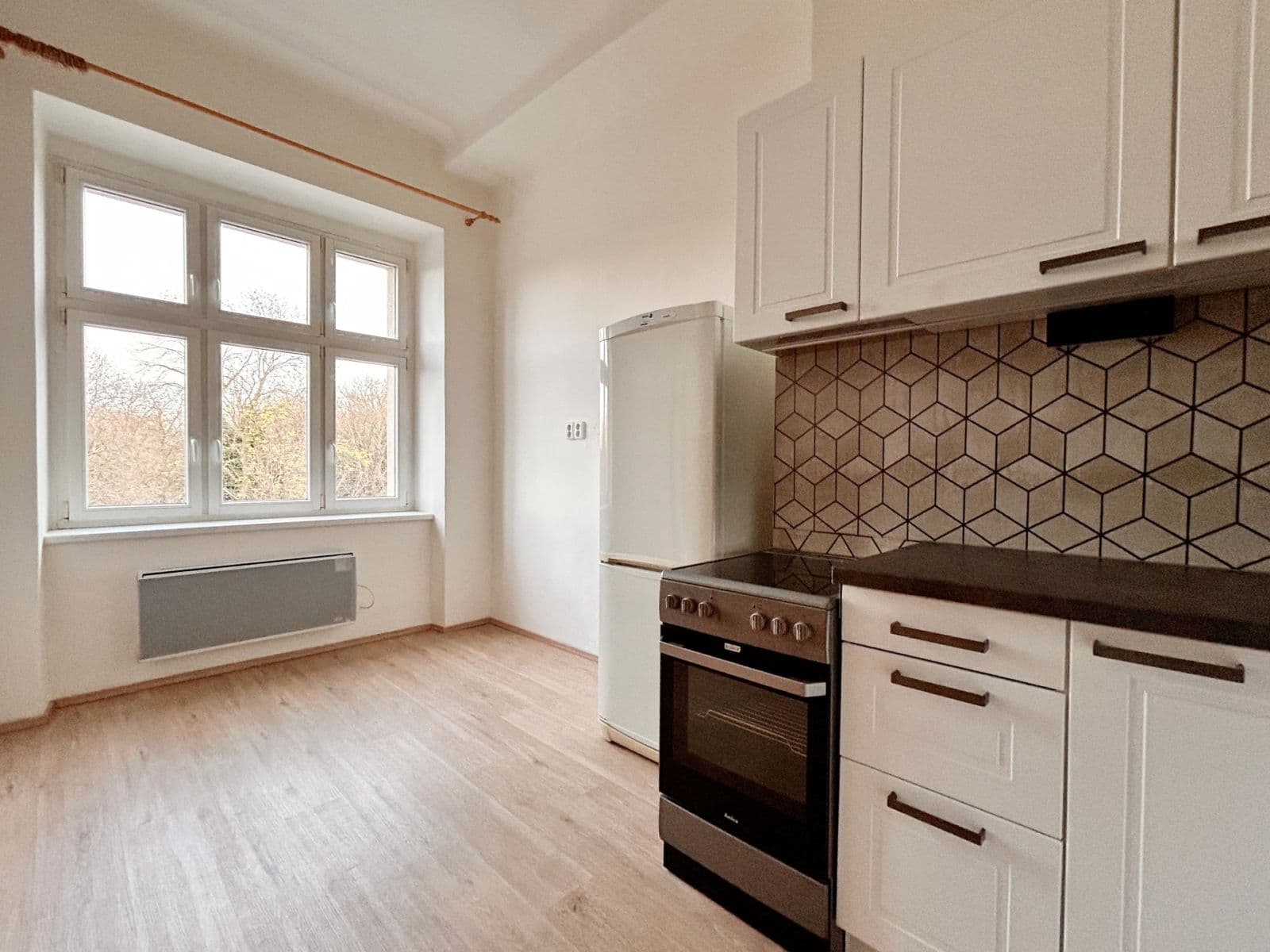 Pronájem bytu 2+1 65 m², Jičínská, Praha, Praha Pronájem bytu 2+1 65 m², Jičínská, Praha, Praha