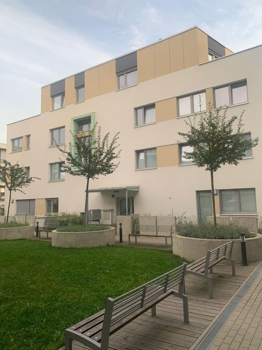 Pronájem bytu 3+kk 76 m², Olgy Havlové, Praha, Praha Pronájem bytu 3+kk 76 m², Olgy Havlové, Praha, Praha