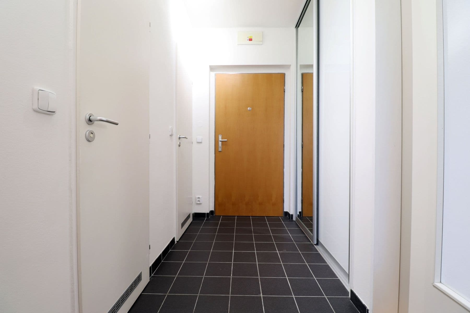 Pronájem bytu 2+kk 51 m², Sluneční náměstí, Praha, Praha Pronájem bytu 2+kk 51 m², Sluneční náměstí, Praha, Praha