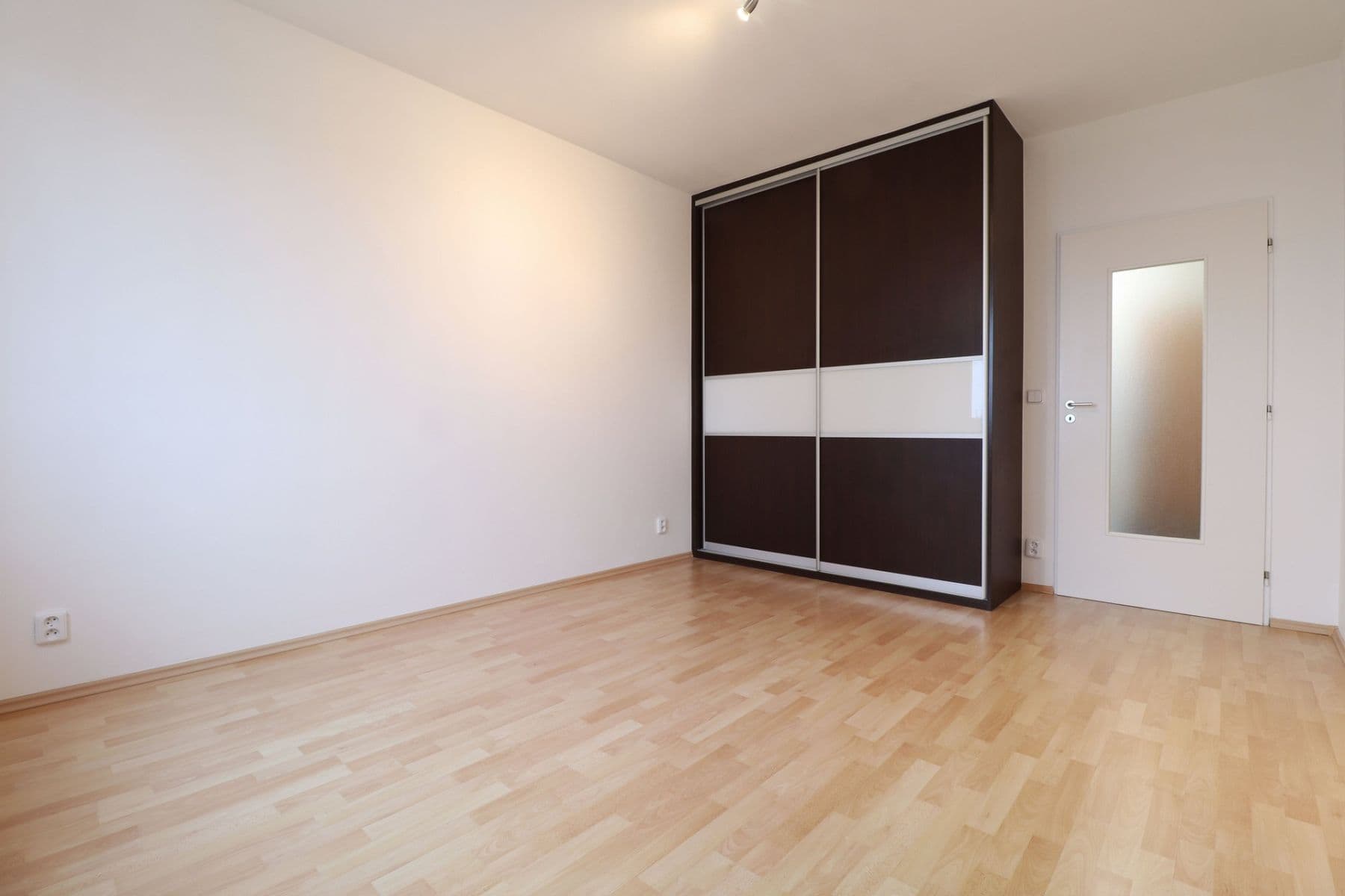 Pronájem bytu 2+kk 51 m², Sluneční náměstí, Praha, Praha Pronájem bytu 2+kk 51 m², Sluneční náměstí, Praha, Praha