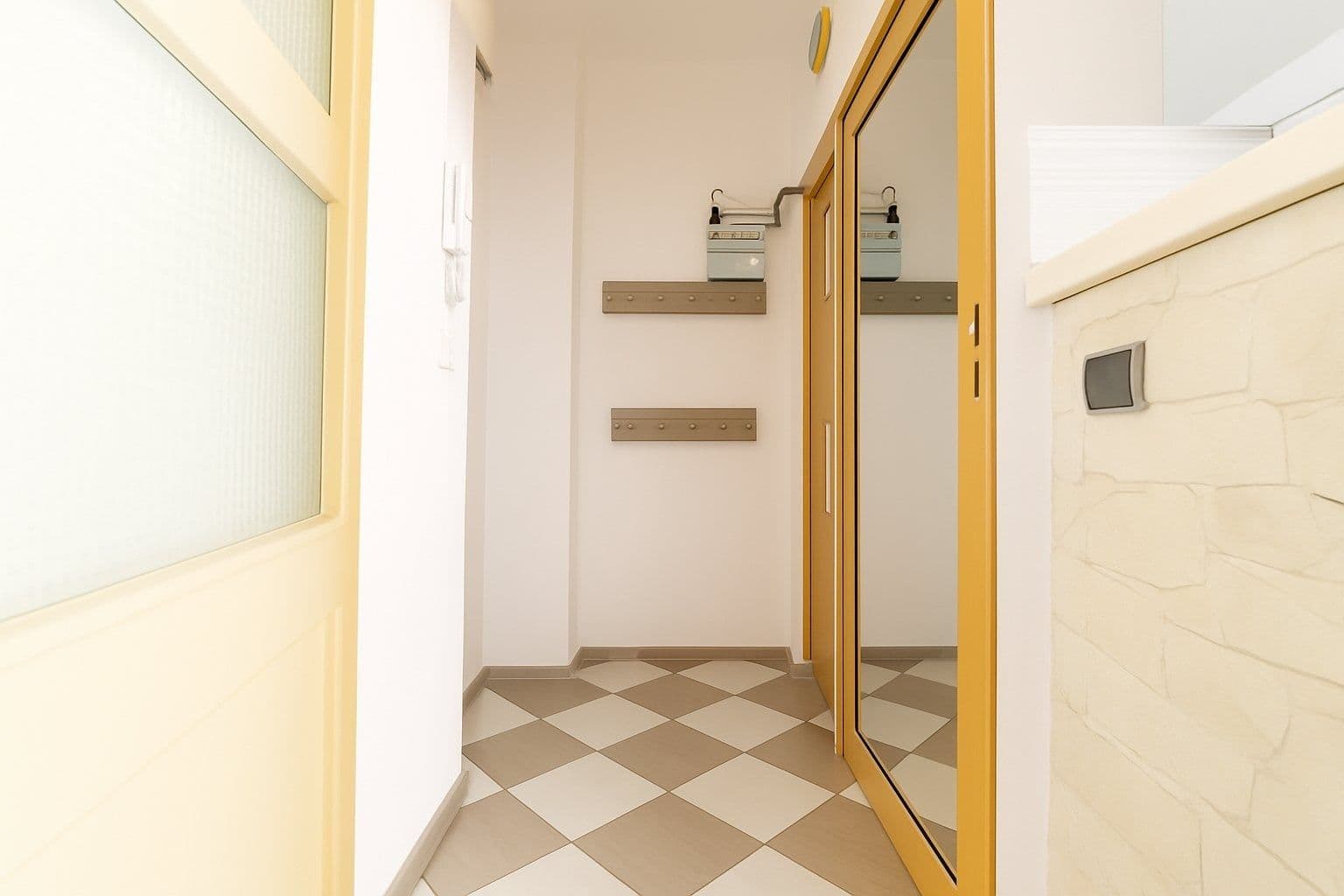 Pronájem bytu 2+kk 44 m², Humpolecká, Praha, Praha Pronájem bytu 2+kk 44 m², Humpolecká, Praha, Praha