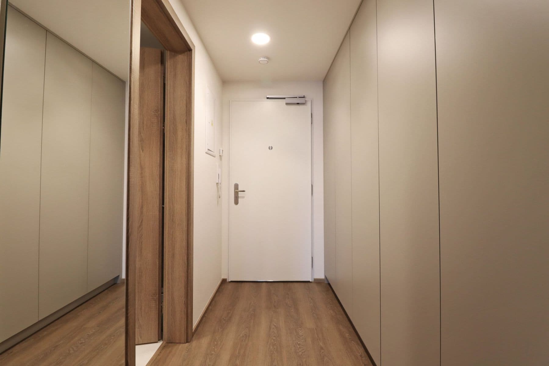 Pronájem bytu 1+kk 42 m², Poděbradská, Praha, Praha Pronájem bytu 1+kk 42 m², Poděbradská, Praha, Praha