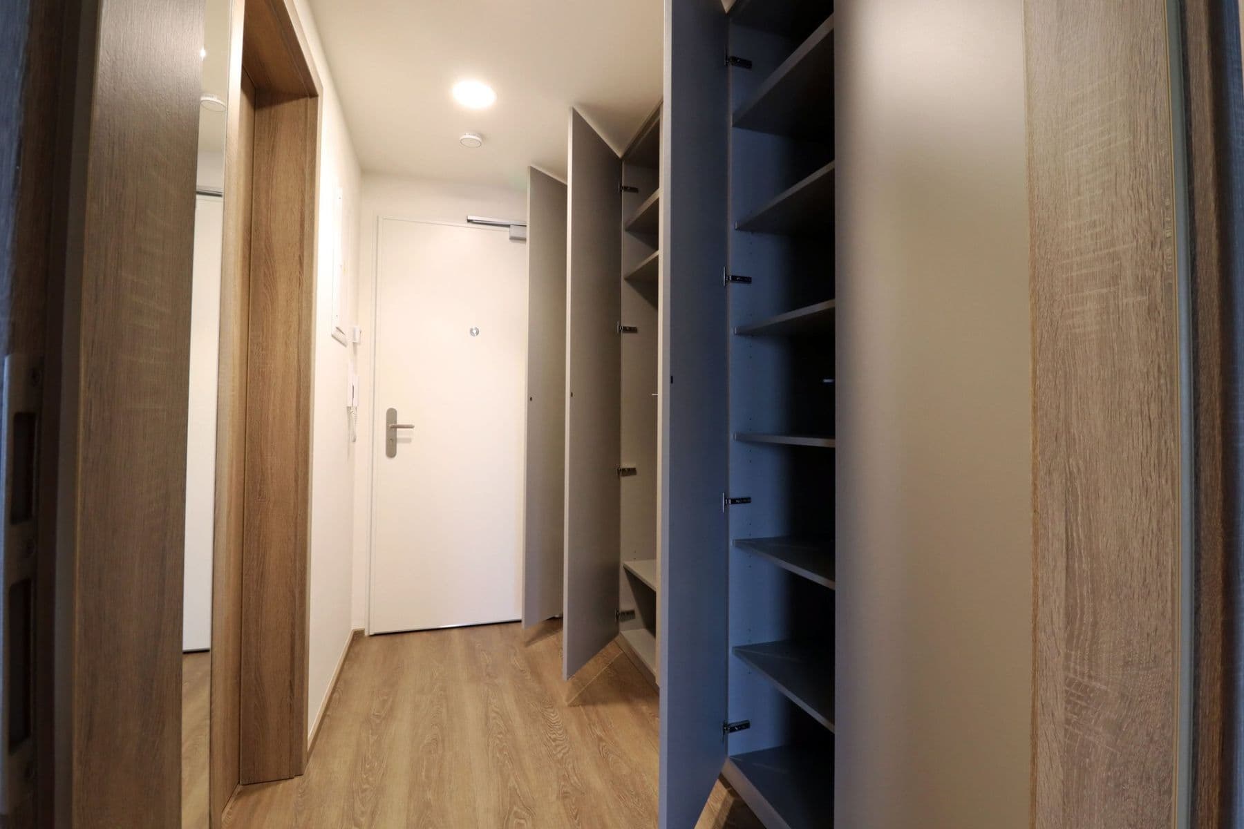 Pronájem bytu 1+kk 42 m², Poděbradská, Praha, Praha Pronájem bytu 1+kk 42 m², Poděbradská, Praha, Praha