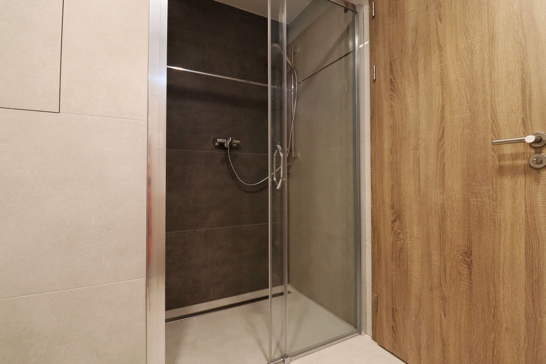 Pronájem bytu 1+kk 42 m², Poděbradská, Praha, Praha Pronájem bytu 1+kk 42 m², Poděbradská, Praha, Praha