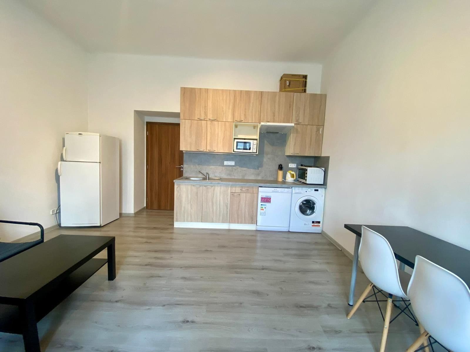 Pronájem bytu 1+kk 33 m², U Skládky, Praha, Praha Pronájem bytu 1+kk 33 m², U Skládky, Praha, Praha