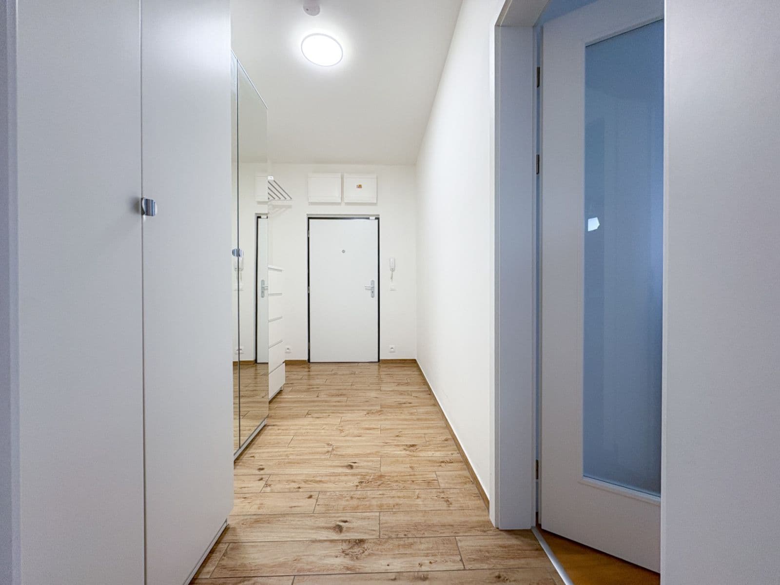 Pronájem bytu 2+kk 55 m², Saarinenova, Praha, Praha Pronájem bytu 2+kk 55 m², Saarinenova, Praha, Praha