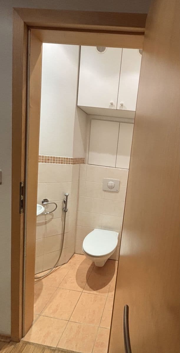 Pronájem bytu 3+kk 71 m², Na Petřinách, Praha, Praha Pronájem bytu 3+kk 71 m², Na Petřinách, Praha, Praha