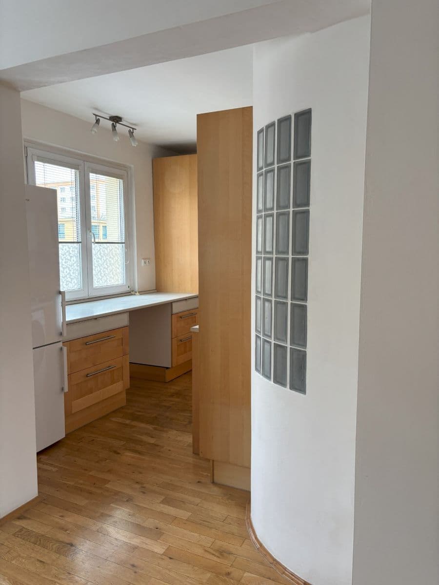 Pronájem bytu 3+kk 71 m², Na Petřinách, Praha, Praha Pronájem bytu 3+kk 71 m², Na Petřinách, Praha, Praha