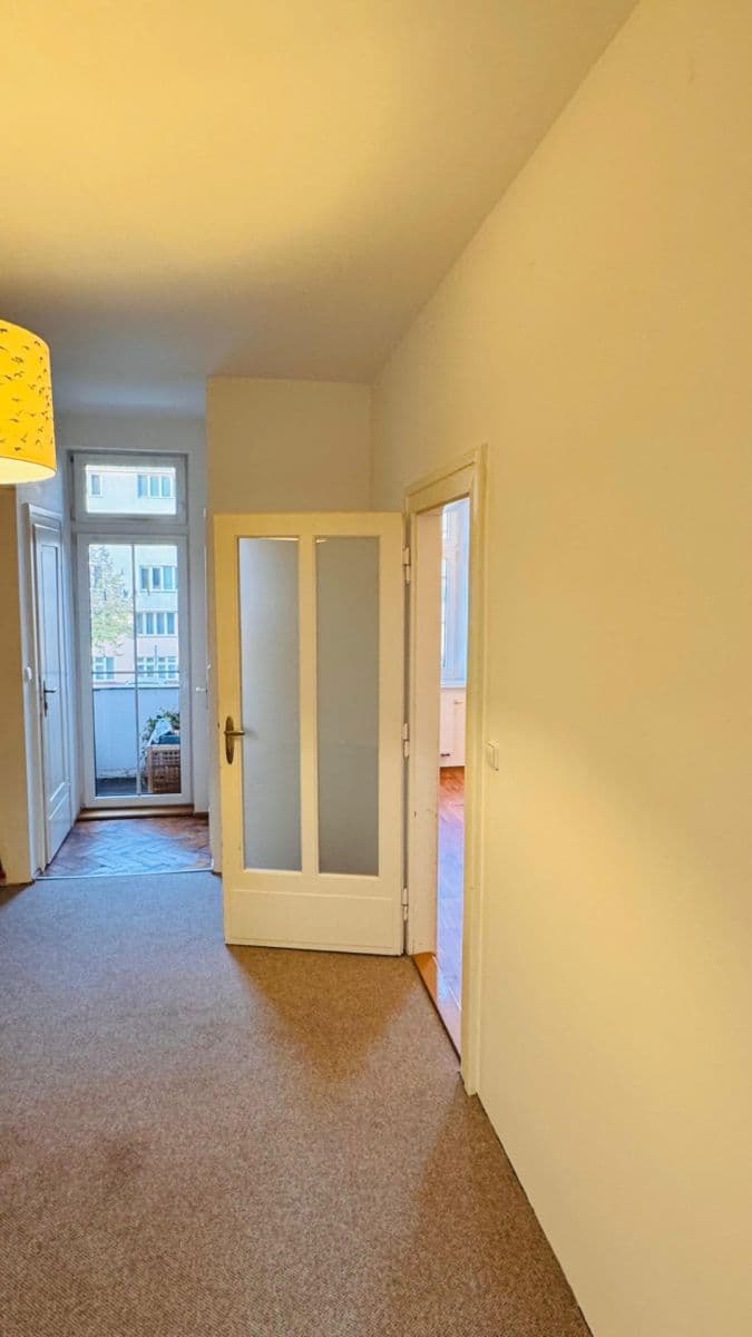 Pronájem bytu 3+1 114 m², Nikoly Tesly, Praha, Praha Pronájem bytu 3+1 114 m², Nikoly Tesly, Praha, Praha