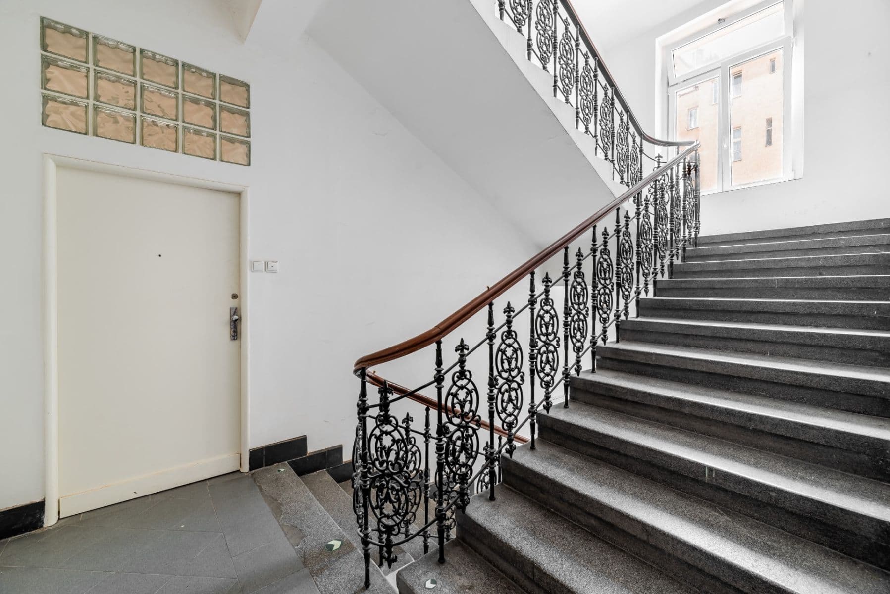 Prodej bytu 1+1 29 m², Oldřichova, Praha, Praha Prodej bytu 1+1 29 m², Oldřichova, Praha, Praha