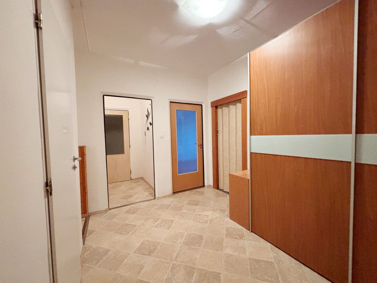 Pronájem bytu 3+1 76 m², Otradovická, Praha, Praha Pronájem bytu 3+1 76 m², Otradovická, Praha, Praha