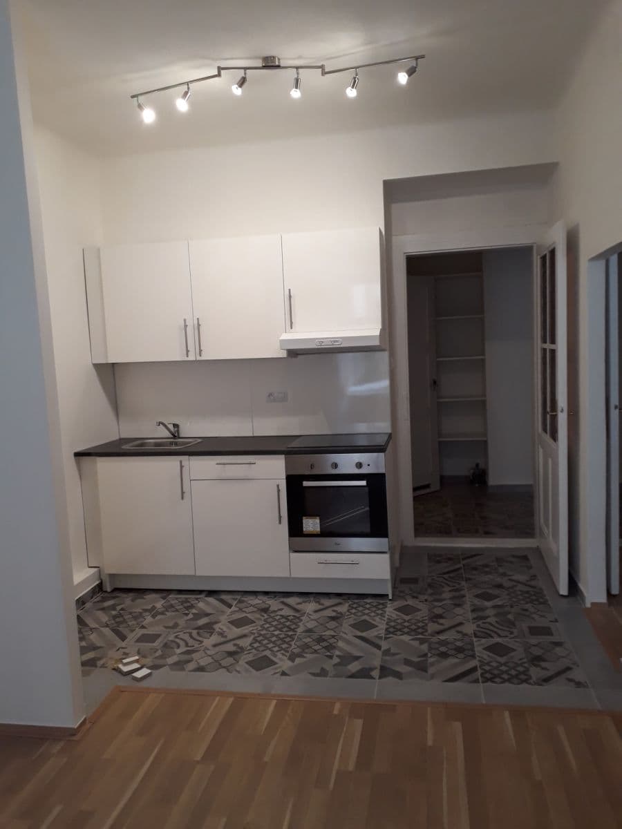 Pronájem bytu 2+kk 41 m², Jirečkova, Praha, Praha Pronájem bytu 2+kk 41 m², Jirečkova, Praha, Praha