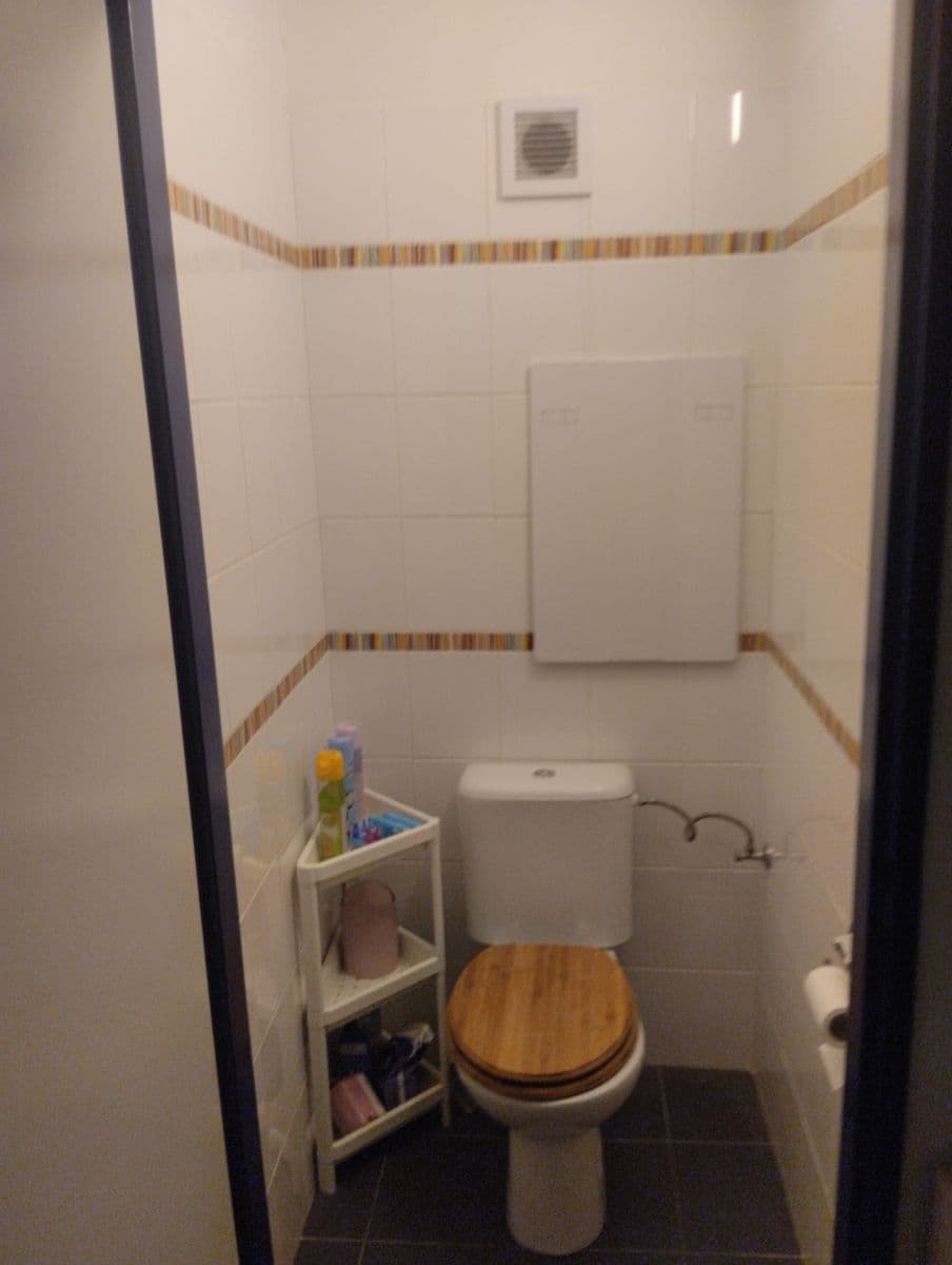 Pronájem bytu 2+1 54 m², Jesenická, Praha, Praha Pronájem bytu 2+1 54 m², Jesenická, Praha, Praha