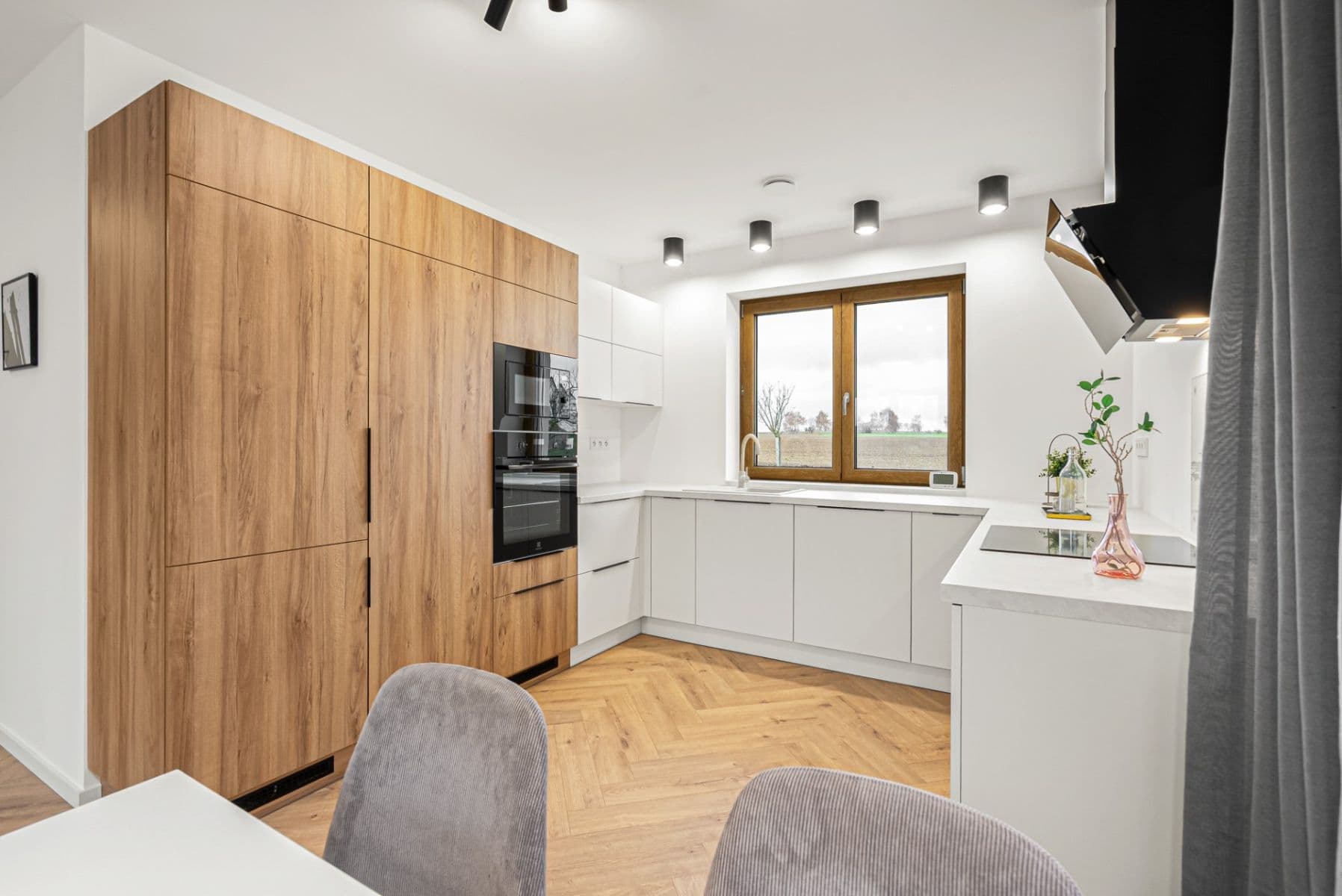 Prodej domu 78 m², pozemek 904 m², Loket, Středočeský kraj Prodej domu 78 m², pozemek 904 m², Loket, Středočeský kraj