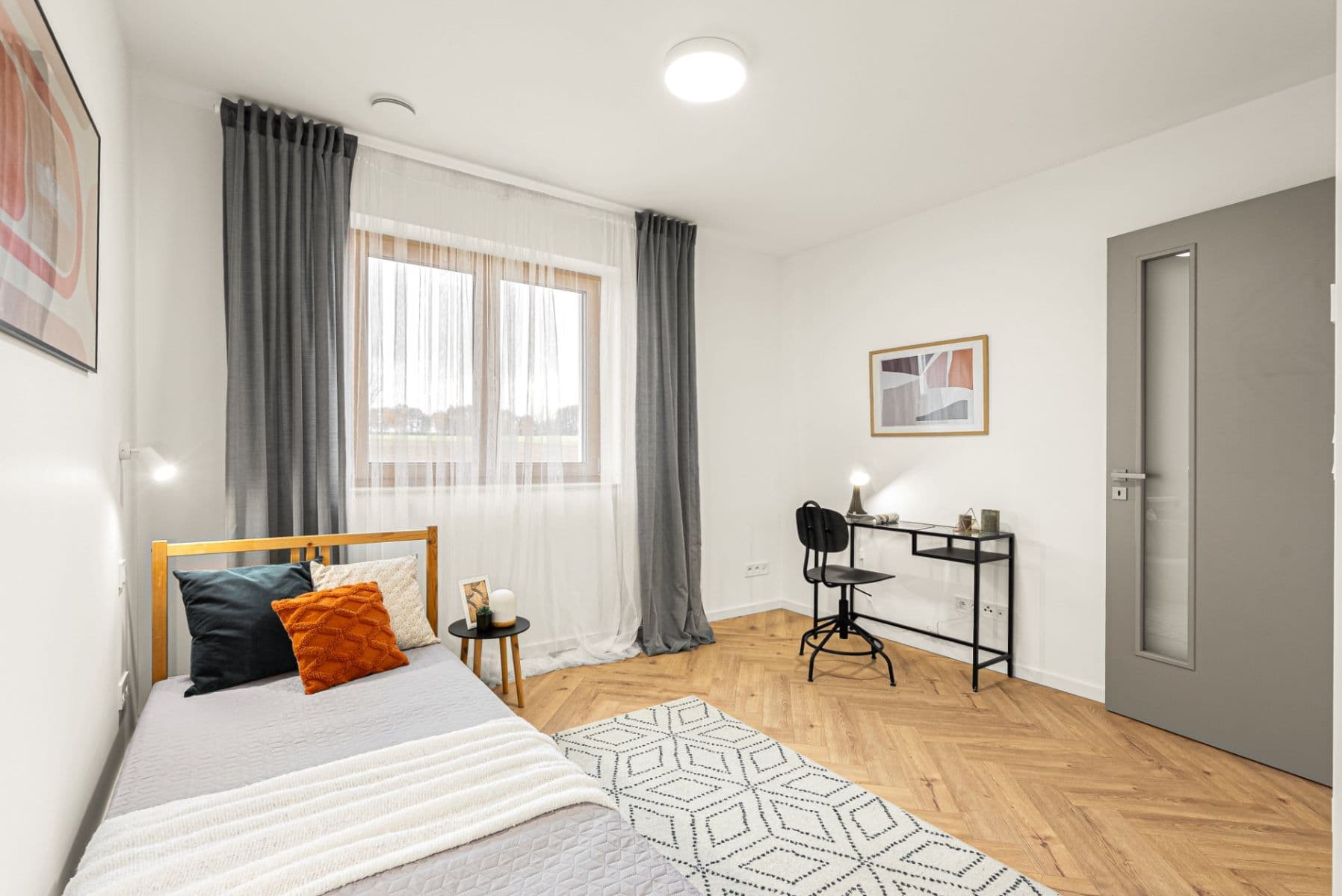 Prodej domu 78 m², pozemek 904 m², Loket, Středočeský kraj Prodej domu 78 m², pozemek 904 m², Loket, Středočeský kraj