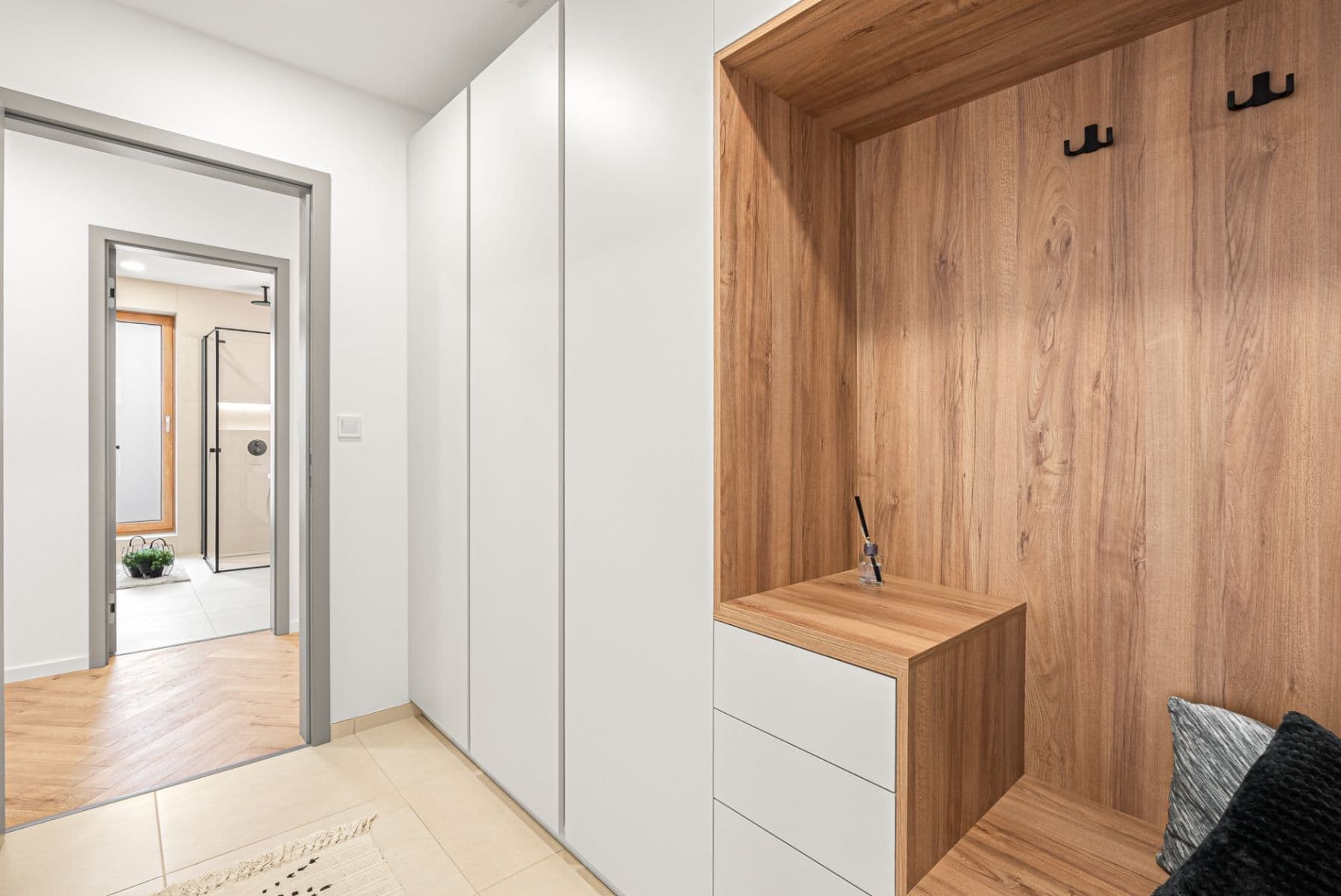 Prodej domu 78 m², pozemek 904 m², Loket, Středočeský kraj Prodej domu 78 m², pozemek 904 m², Loket, Středočeský kraj