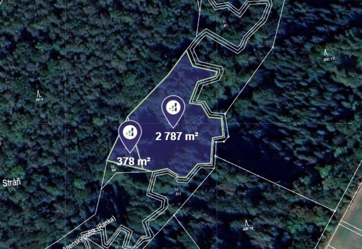 Prodej pozemku 3.165 m², Skuteč, Pardubický kraj Prodej pozemku 3.165 m², Skuteč, Pardubický kraj