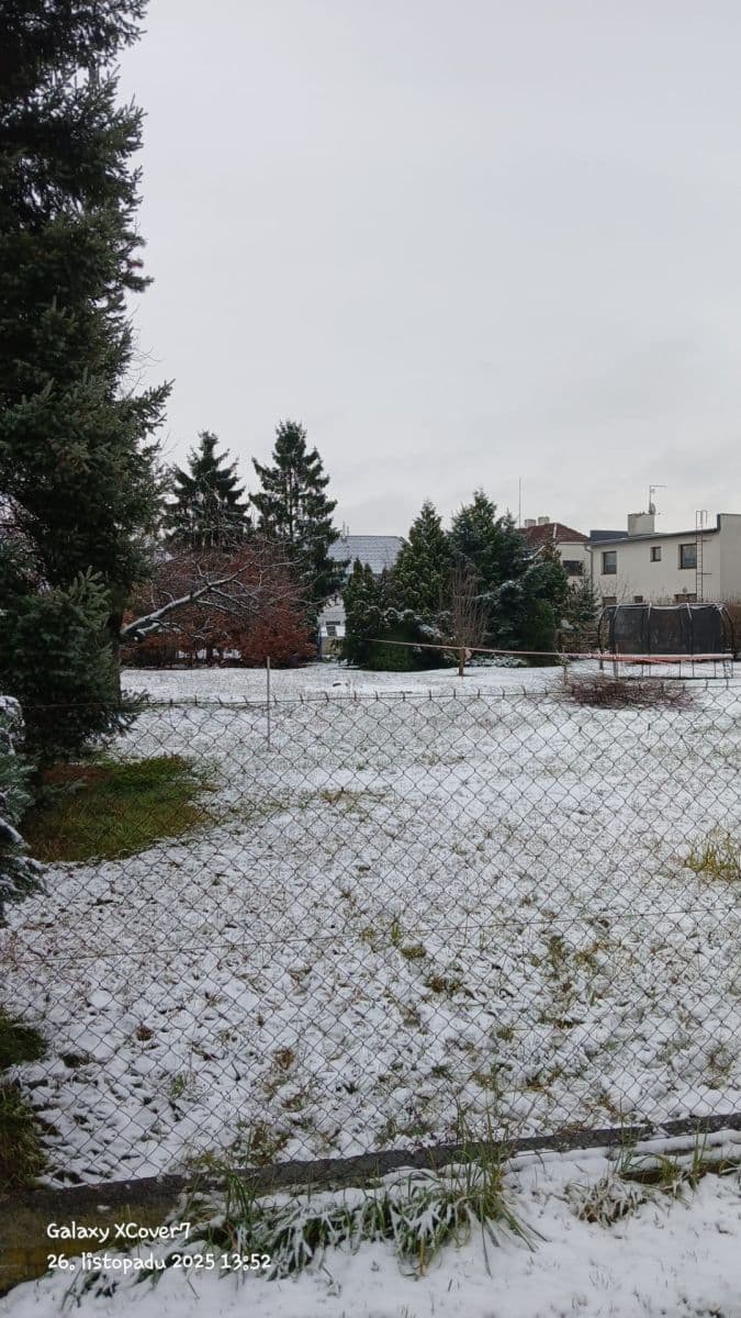 Prodej pozemku 1.137 m², Tolarova, Pardubice, Pardubický kraj Prodej pozemku 1.137 m², Tolarova, Pardubice, Pardubický kraj