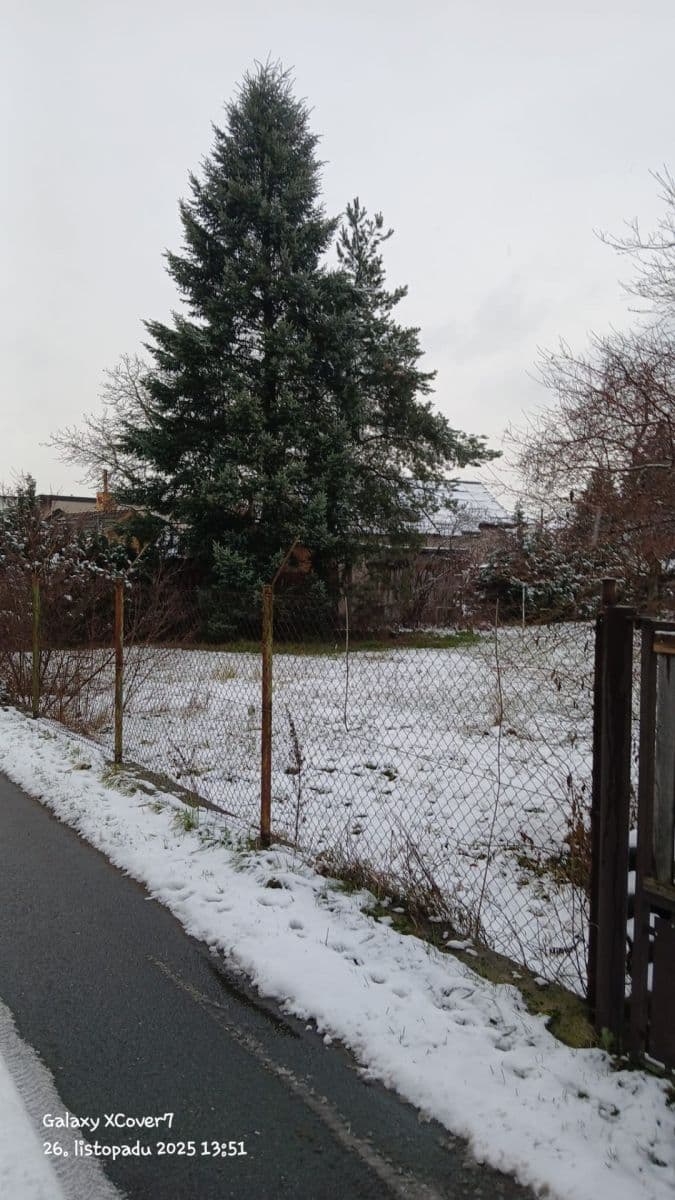 Prodej pozemku 1.137 m², Tolarova, Pardubice, Pardubický kraj Prodej pozemku 1.137 m², Tolarova, Pardubice, Pardubický kraj