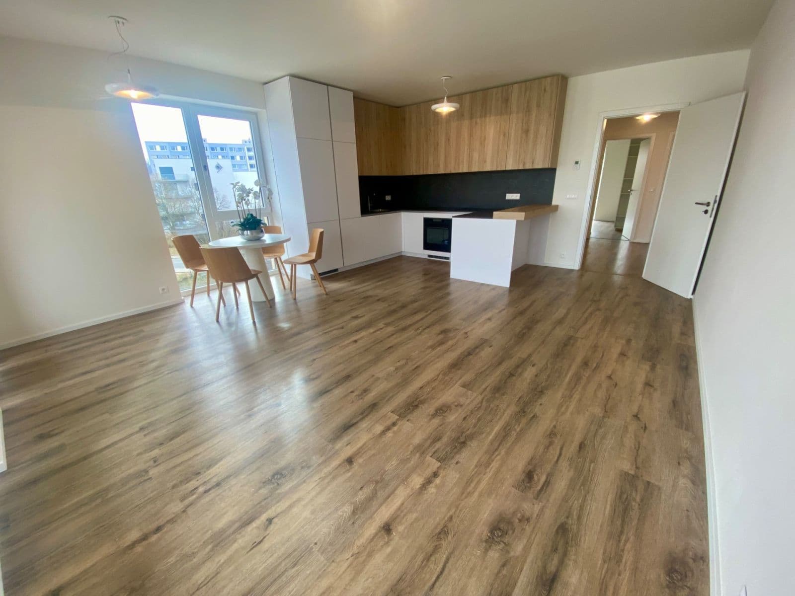 Pronájem bytu 3+kk 83 m², Duslova, Beroun, Středočeský kraj Pronájem bytu 3+kk 83 m², Duslova, Beroun, Středočeský kraj