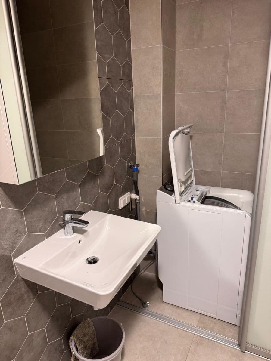 Pronájem bytu 2+kk 60 m², Ocelářská, Praha, Praha Pronájem bytu 2+kk 60 m², Ocelářská, Praha, Praha