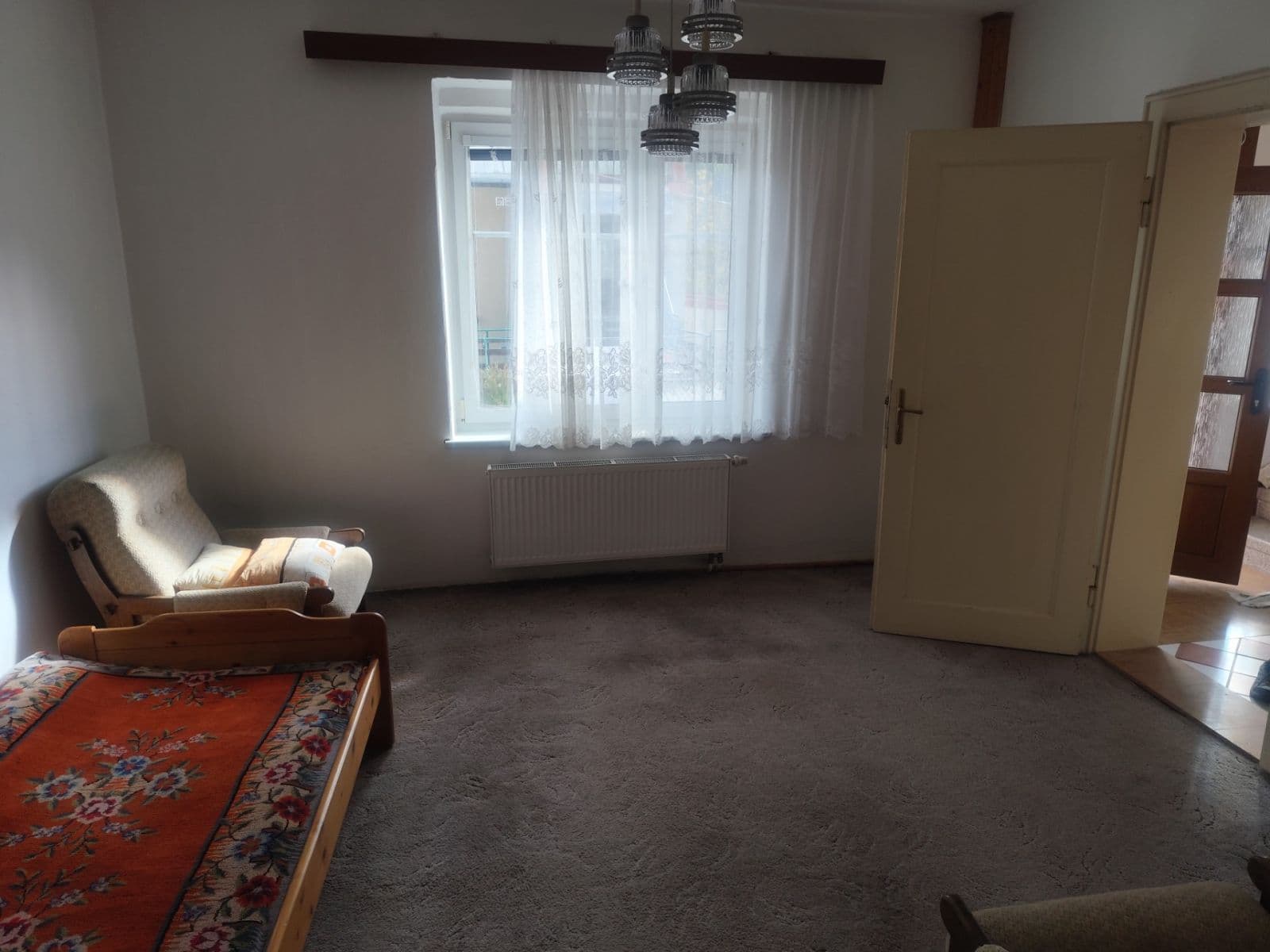 Prodej domu 218 m², pozemek 886 m², Radniční, Oloví, Karlovarský kraj Prodej domu 218 m², pozemek 886 m², Radniční, Oloví, Karlovarský kraj