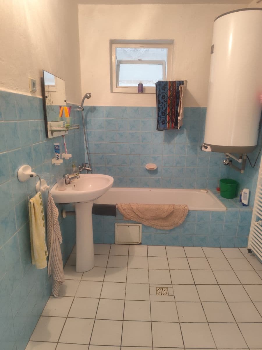 Prodej domu 218 m², pozemek 886 m², Radniční, Oloví, Karlovarský kraj Prodej domu 218 m², pozemek 886 m², Radniční, Oloví, Karlovarský kraj