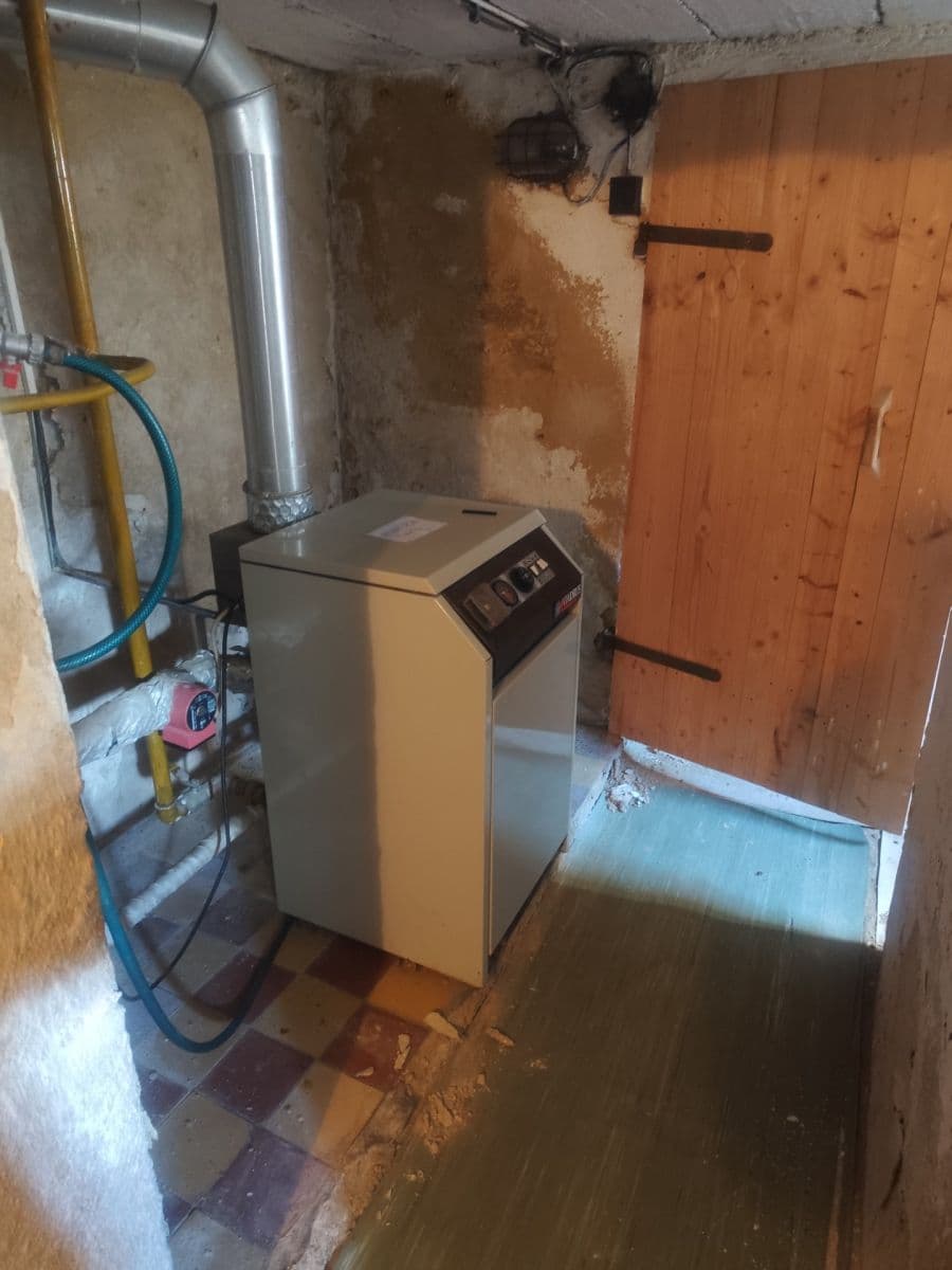 Prodej domu 218 m², pozemek 886 m², Radniční, Oloví, Karlovarský kraj Prodej domu 218 m², pozemek 886 m², Radniční, Oloví, Karlovarský kraj