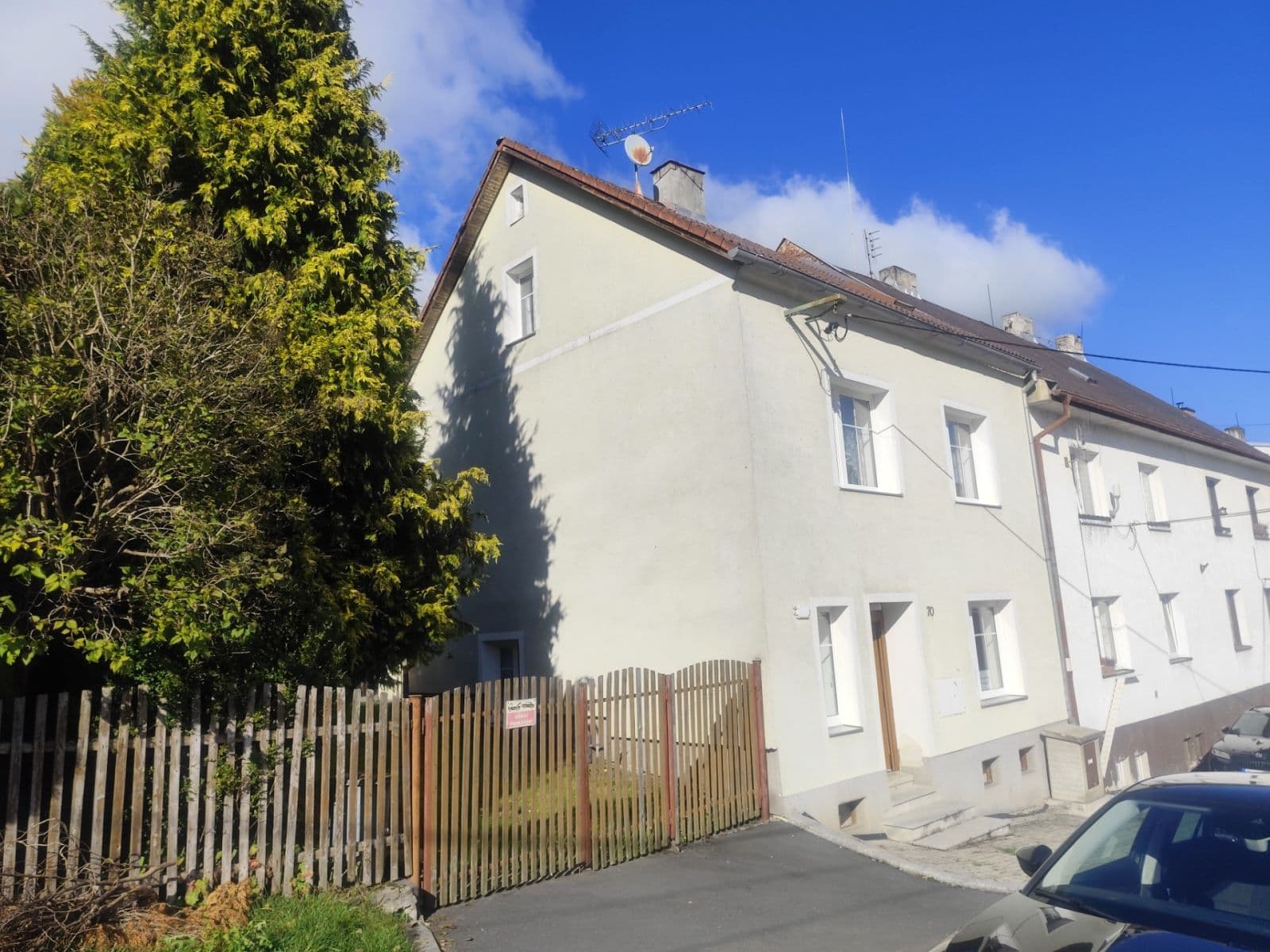 Prodej domu 218 m², pozemek 886 m², Radniční, Oloví, Karlovarský kraj Prodej domu 218 m², pozemek 886 m², Radniční, Oloví, Karlovarský kraj