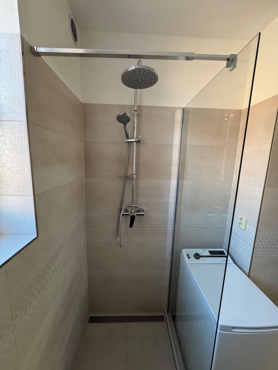 Pronájem bytu 2+1 70 m², Nepomucká, Plzeň, Plzeňský kraj Pronájem bytu 2+1 70 m², Nepomucká, Plzeň, Plzeňský kraj