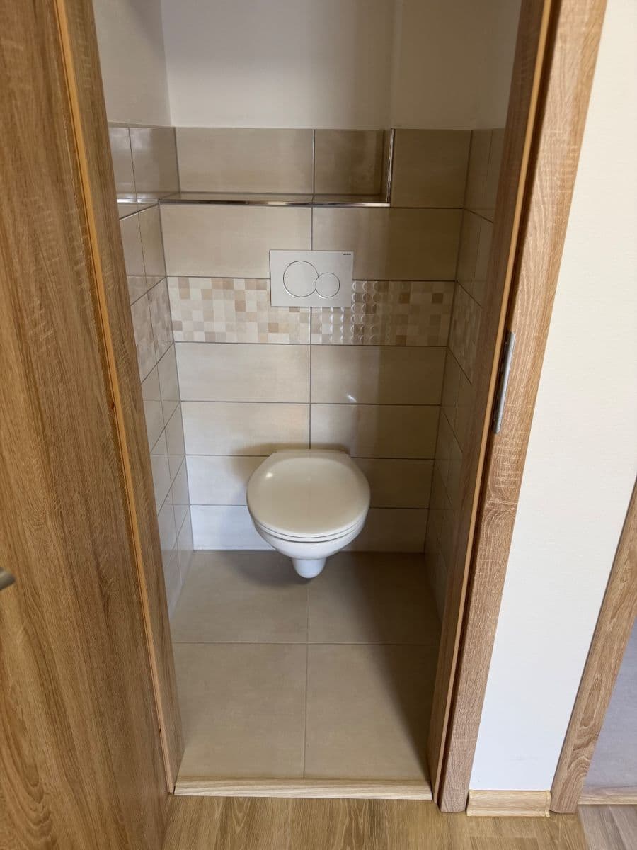 Pronájem bytu 2+1 70 m², Nepomucká, Plzeň, Plzeňský kraj Pronájem bytu 2+1 70 m², Nepomucká, Plzeň, Plzeňský kraj