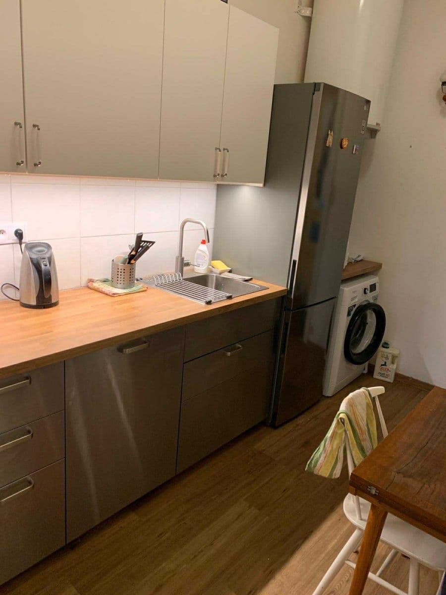 Pronájem bytu 3+kk 30 m², Rumunská, Praha, Praha Pronájem bytu 3+kk 30 m², Rumunská, Praha, Praha