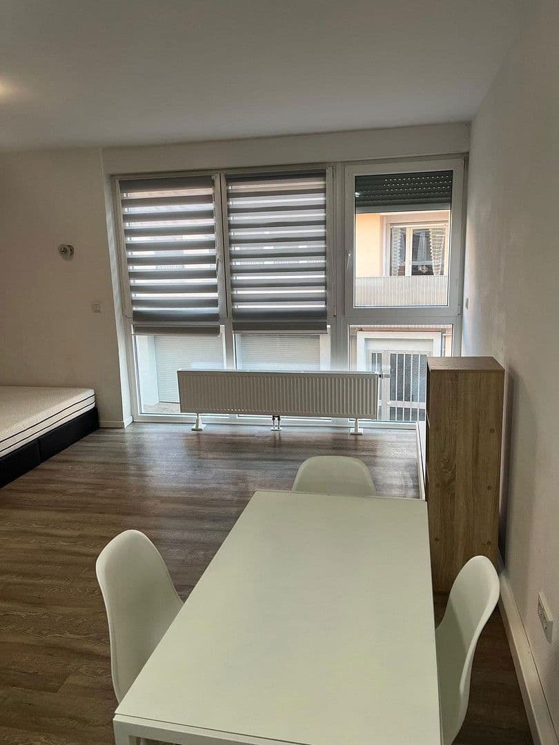 Pronájem domu 55 m², pozemek 55 m², Schlossgasse 3, Worms, Porýní-Falc Pronájem domu 55 m², pozemek 55 m², Schlossgasse 3, Worms, Porýní-Falc