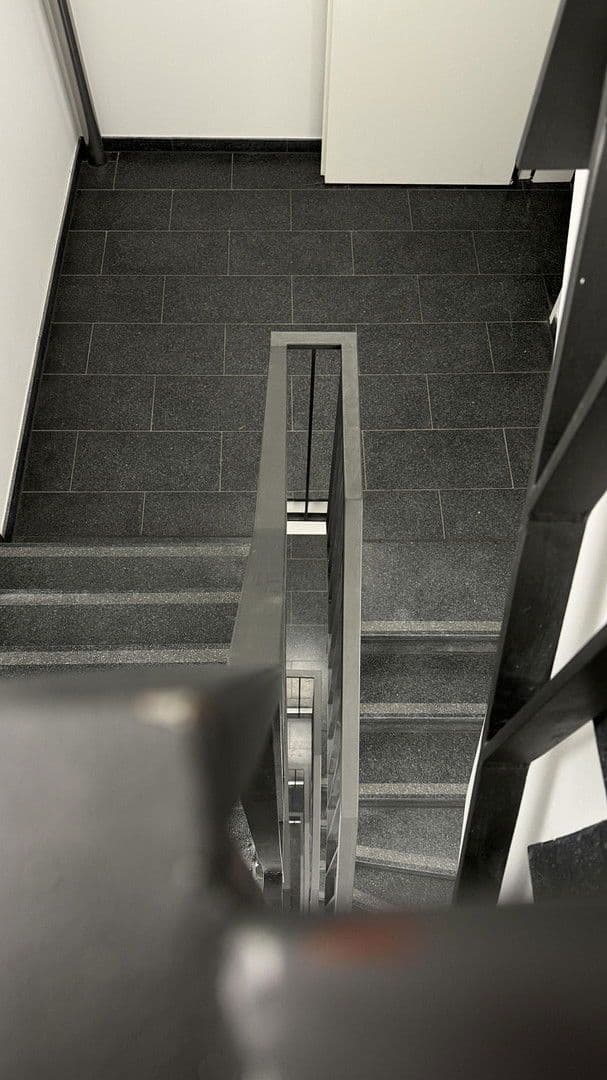 Pronájem bytu 2+1 59 m², Weserstr 44, Berlin, Berlín Pronájem bytu 2+1 59 m², Weserstr 44, Berlin, Berlín