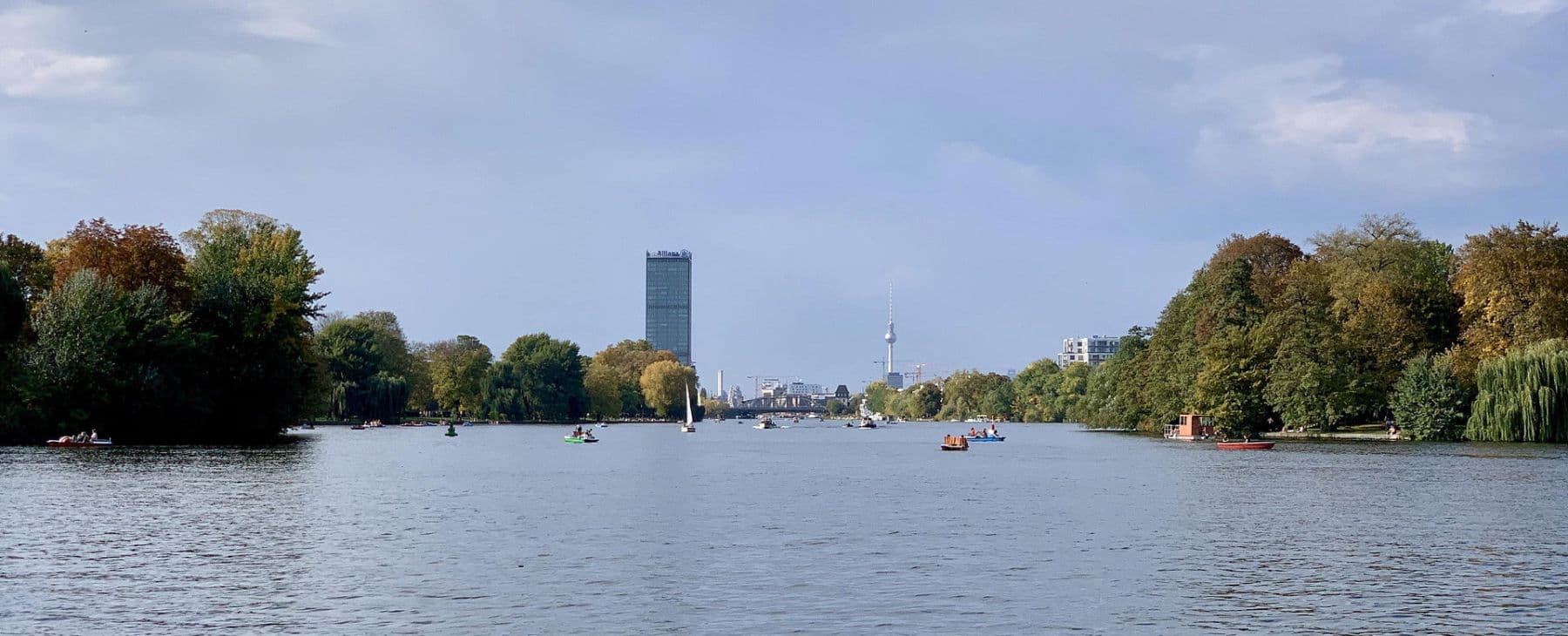 Pronájem bytu 2+1 59 m², Weserstr 44, Berlin, Berlín Pronájem bytu 2+1 59 m², Weserstr 44, Berlin, Berlín