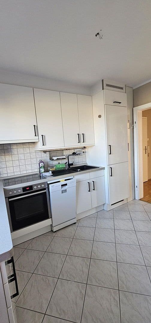 Pronájem bytu 4+1 93 m², Planegg, Bavorsko Pronájem bytu 4+1 93 m², Planegg, Bavorsko
