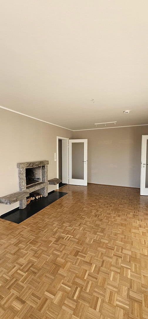 Pronájem bytu 4+1 93 m², Planegg, Bavorsko Pronájem bytu 4+1 93 m², Planegg, Bavorsko