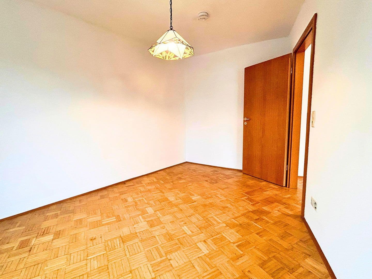 Pronájem bytu 2+1 60 m², Saarbrücken, Země Sársko Pronájem bytu 2+1 60 m², Saarbrücken, Země Sársko