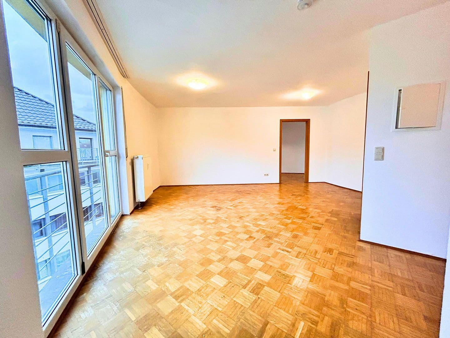 Pronájem bytu 2+1 60 m², Saarbrücken, Země Sársko Pronájem bytu 2+1 60 m², Saarbrücken, Země Sársko