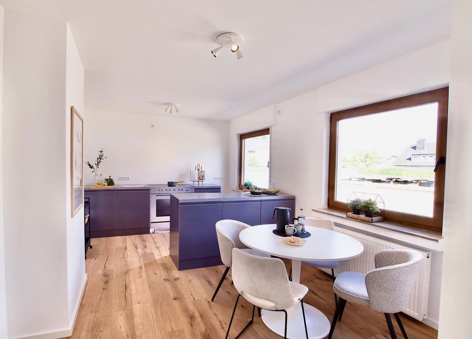 Prodej domu 140 m², pozemek 400 m², Vellmar, Hessen Prodej domu 140 m², pozemek 400 m², Vellmar, Hessen