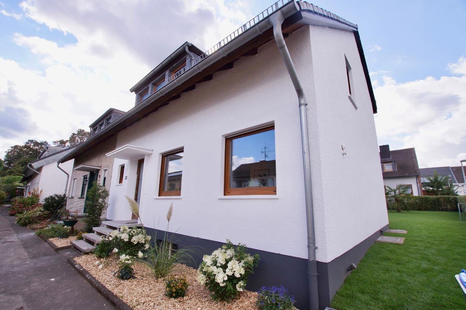 Prodej domu 140 m², pozemek 400 m², Vellmar, Hessen Prodej domu 140 m², pozemek 400 m², Vellmar, Hessen