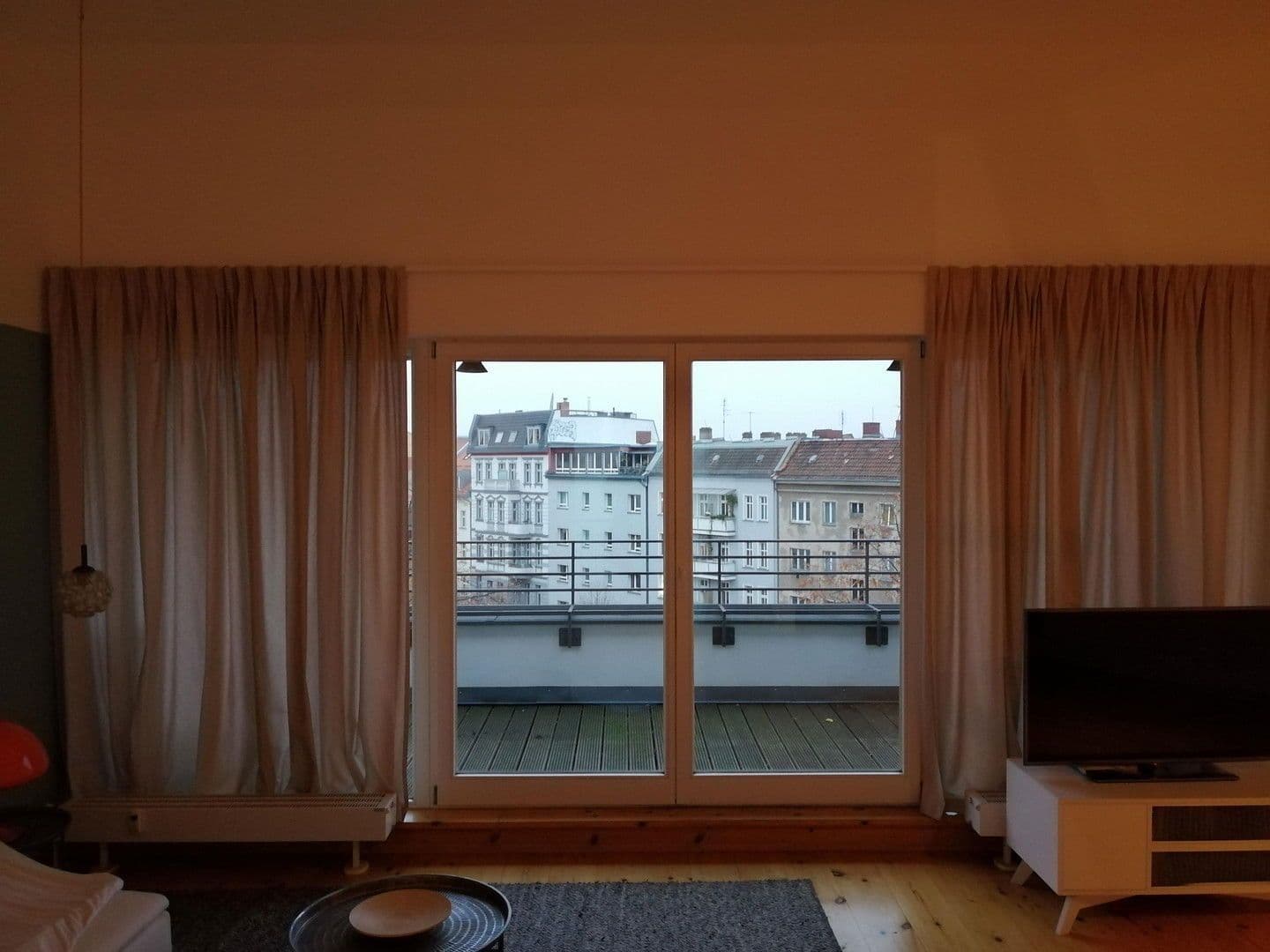 Pronájem bytu 2+1 95 m², Schwedter Str. 244, Berlin, Berlín Pronájem bytu 2+1 95 m², Schwedter Str. 244, Berlin, Berlín