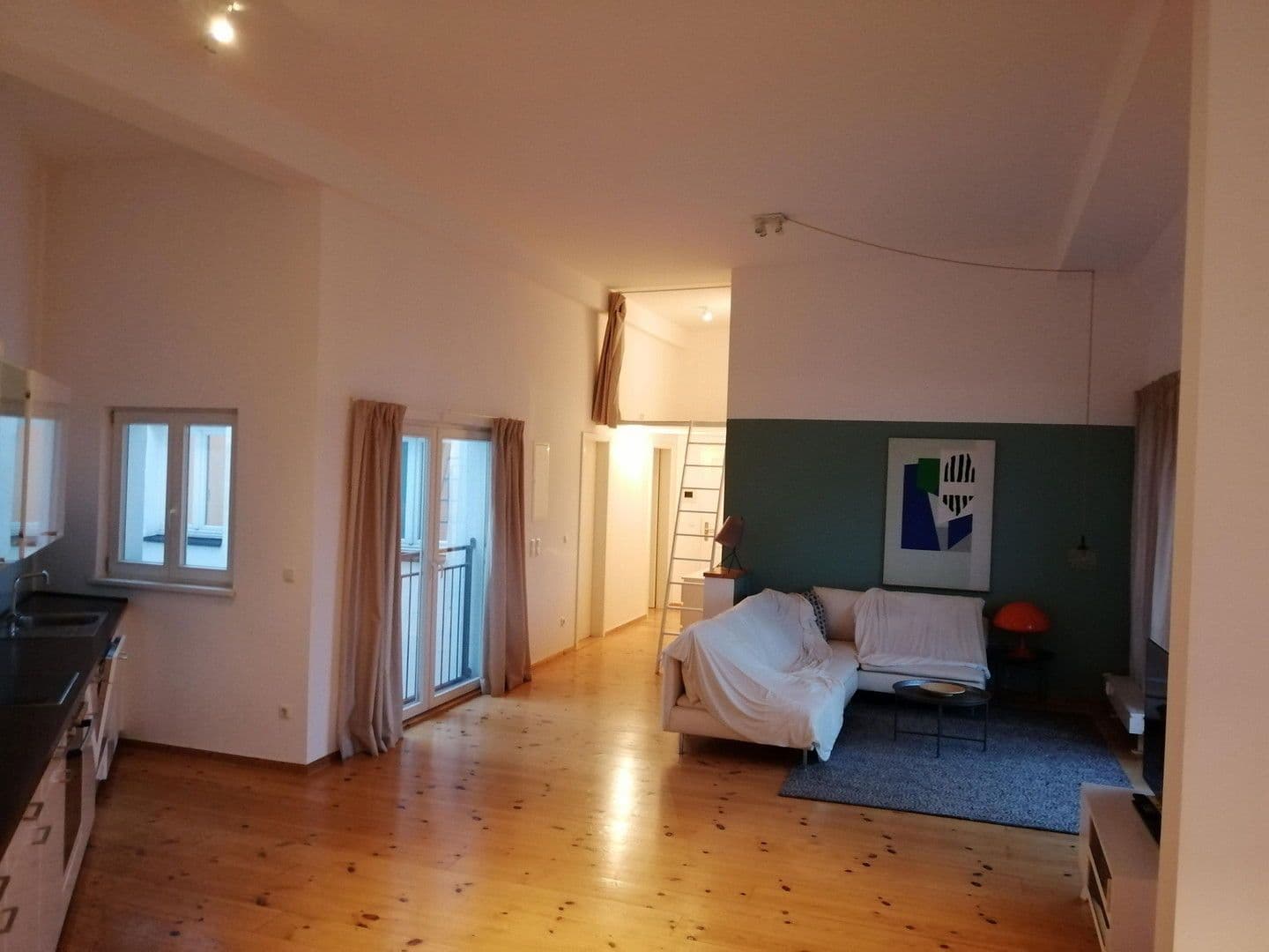 Pronájem bytu 2+1 95 m², Schwedter Str. 244, Berlin, Berlín Pronájem bytu 2+1 95 m², Schwedter Str. 244, Berlin, Berlín