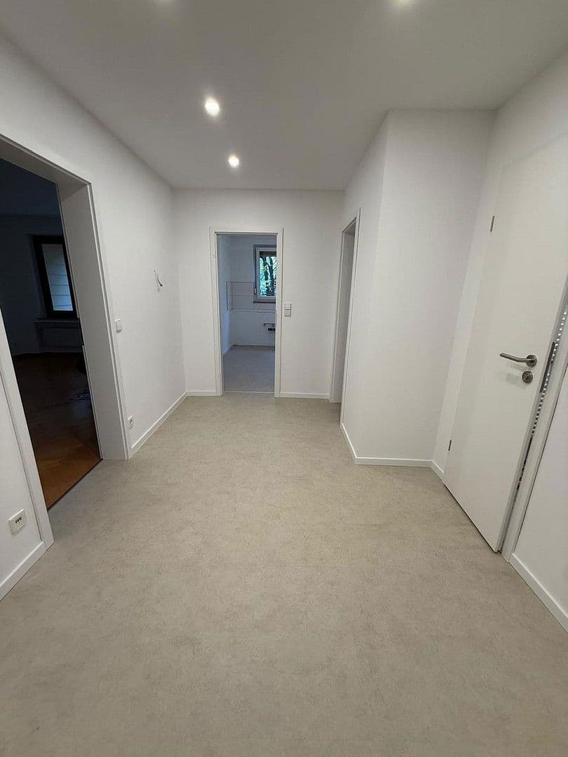 Prodej bytu 2+1 85 m², Theodor-Storm-Straße 20, Garbsen, Dolní Sasko Prodej bytu 2+1 85 m², Theodor-Storm-Straße 20, Garbsen, Dolní Sasko