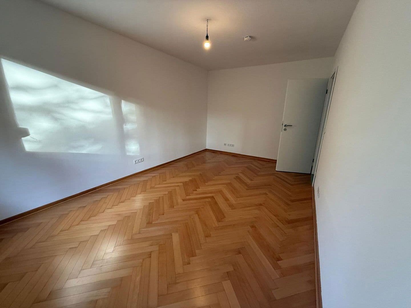 Prodej bytu 2+1 85 m², Theodor-Storm-Straße 20, Garbsen, Dolní Sasko Prodej bytu 2+1 85 m², Theodor-Storm-Straße 20, Garbsen, Dolní Sasko