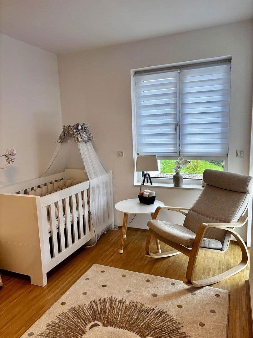 Pronájem domu 140 m², pozemek 720 m², Neunkirchen-Seelscheid, Severní Porýní-Vestfálsko Pronájem domu 140 m², pozemek 720 m², Neunkirchen-Seelscheid, Severní Porýní-Vestfálsko