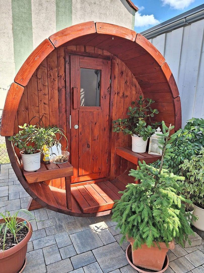 Pronájem domu 160 m², pozemek 500 m², Loickstr. 7A, Mittenwalde, Braniborsko Pronájem domu 160 m², pozemek 500 m², Loickstr. 7A, Mittenwalde, Braniborsko